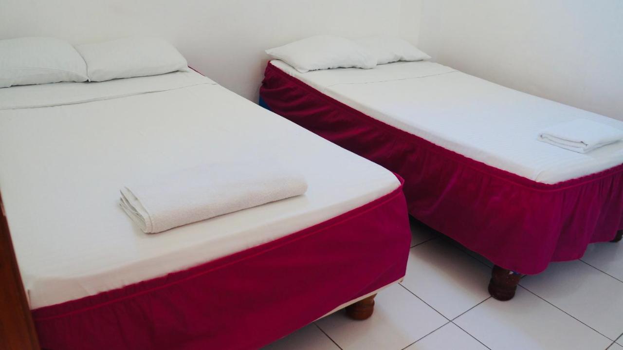 Hostal Marysol Puerto Ayora  Esterno foto