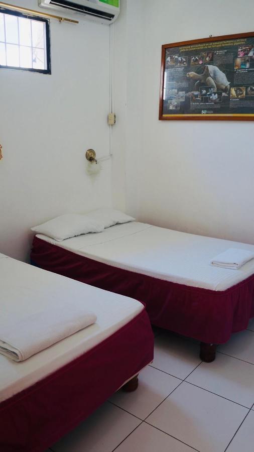 Hostal Marysol Puerto Ayora  Esterno foto