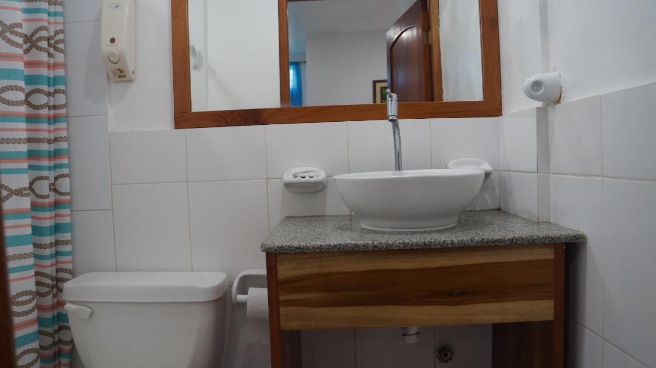 Hostal Marysol Puerto Ayora  Esterno foto